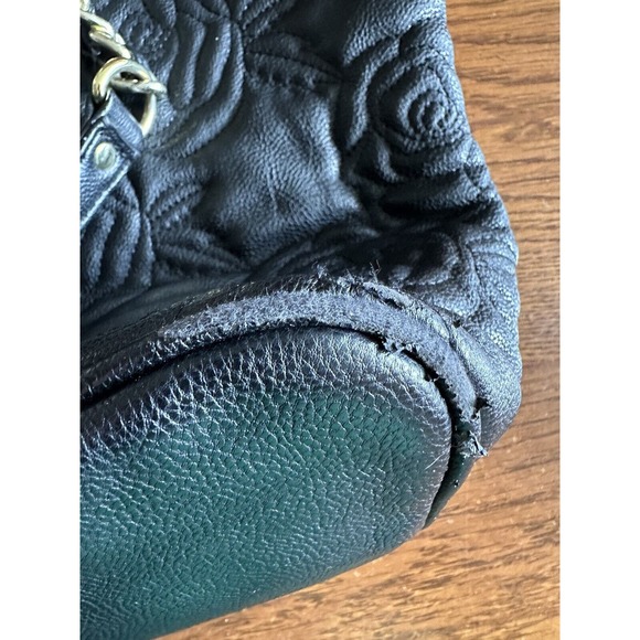 Betsy Johnson Black & White Roses Satchel Tote - Picture 8 of 13